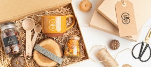 Read more about the article Small Gestures, Big Impact: Affordable Thanksgiving Corporate Gifting