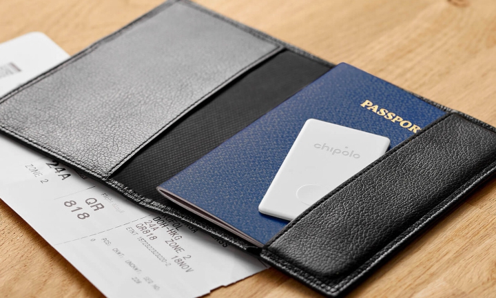 Discover Chipolo: The Ultimate Bluetooth Item Finders 4 Chipolo Card Bluetooth Item Finder