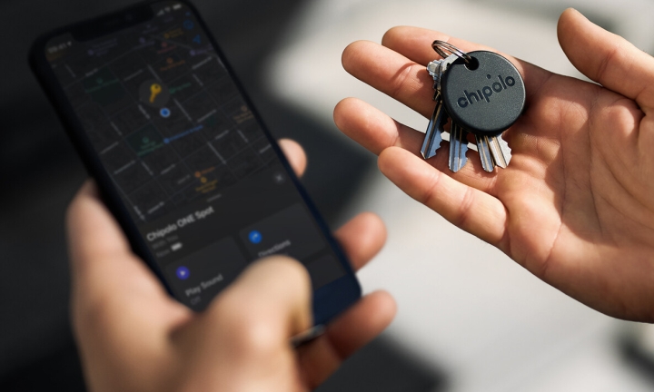 Discover Chipolo: The Ultimate Bluetooth Item Finders 3 Chipolo ONE Spot Bluetooth Item Finder